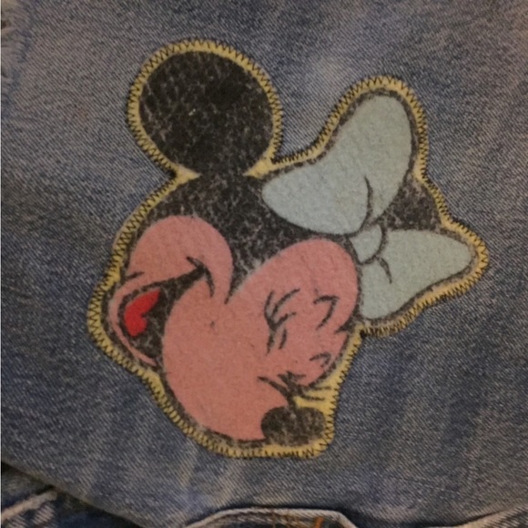 Too Cute Vintage Disney shorts - Picture 6 of 6